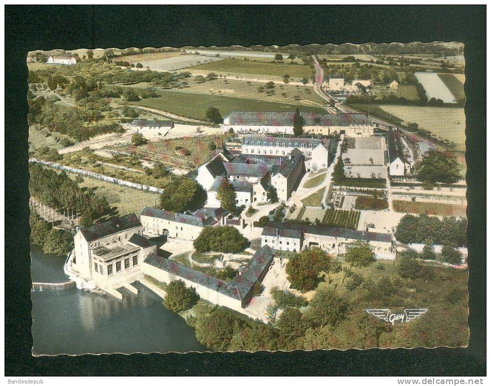 CPSM - Entrammes (53) - Abbaye De Notre Dame De Port Du Salut - Vue Générale Aérienne Du Monastère ( ARTAUD 6) - Entrammes