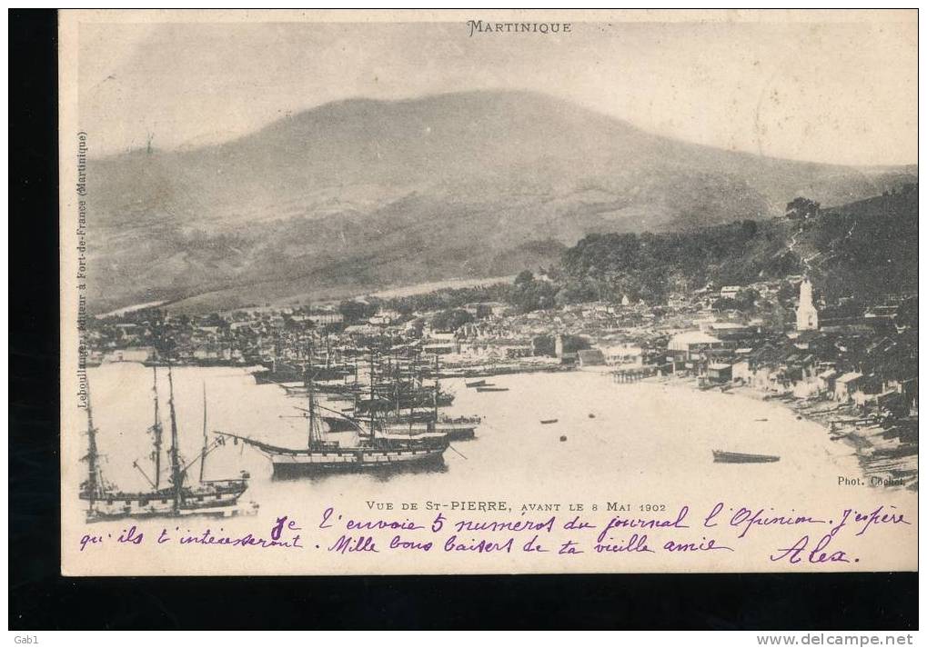 Martinique --- Vue De St - Pierre , Avant Le 8 Mai 1902 - Autres & Non Classés