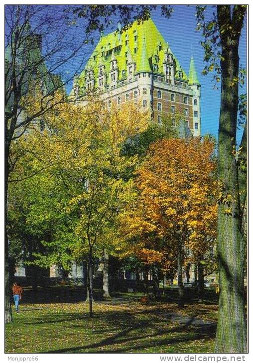 CPM De Québec   Le Château Frontenac Vu Du Parc Des Gouverneurs - Québec - Château Frontenac