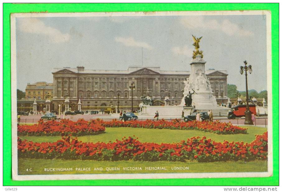 LONDON, UK - BUCKINGHAM PALACE & QUEEN VICTORIA MEMORIAL - ANIMATED - TRAVEL IN 1956 - - Buckingham Palace