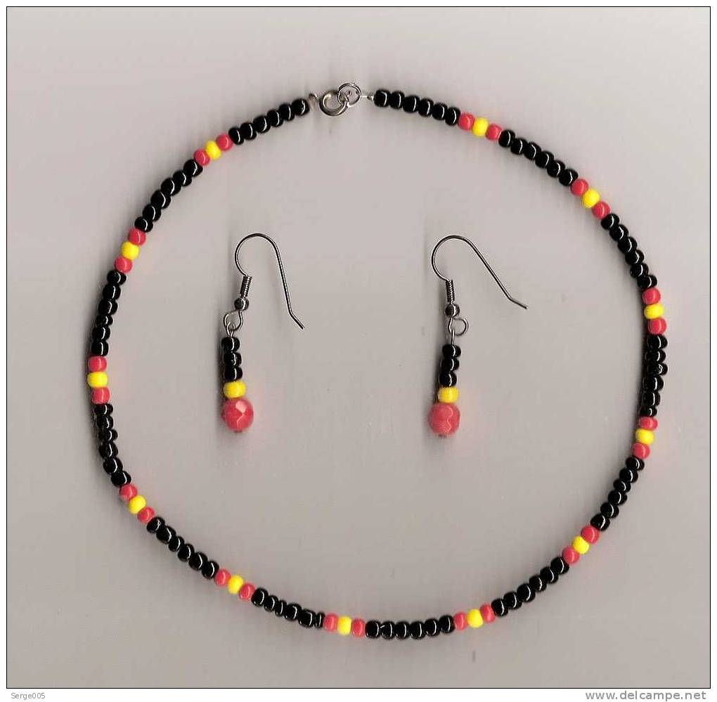 AUSTRALIEN ABORIGENE  BIJOUX COLLIER ET BOUCLE D´OREILLE  VENTE No 2 - Ethnics