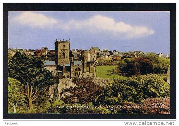 1965 Postcard The Cathedral & City Of St Davids Pembrokeshire Wales - Ref 454 - Pembrokeshire