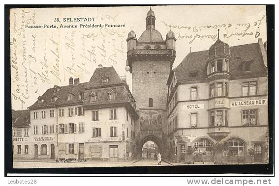 CPA 67.-SELESTADT-Fausse Porte, Avenue Président Poincaré-AOU 108 - Selestat