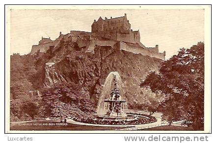 EDINBURGH CASTLE AND ROSS FOUNTAIN. - Midlothian/ Edinburgh