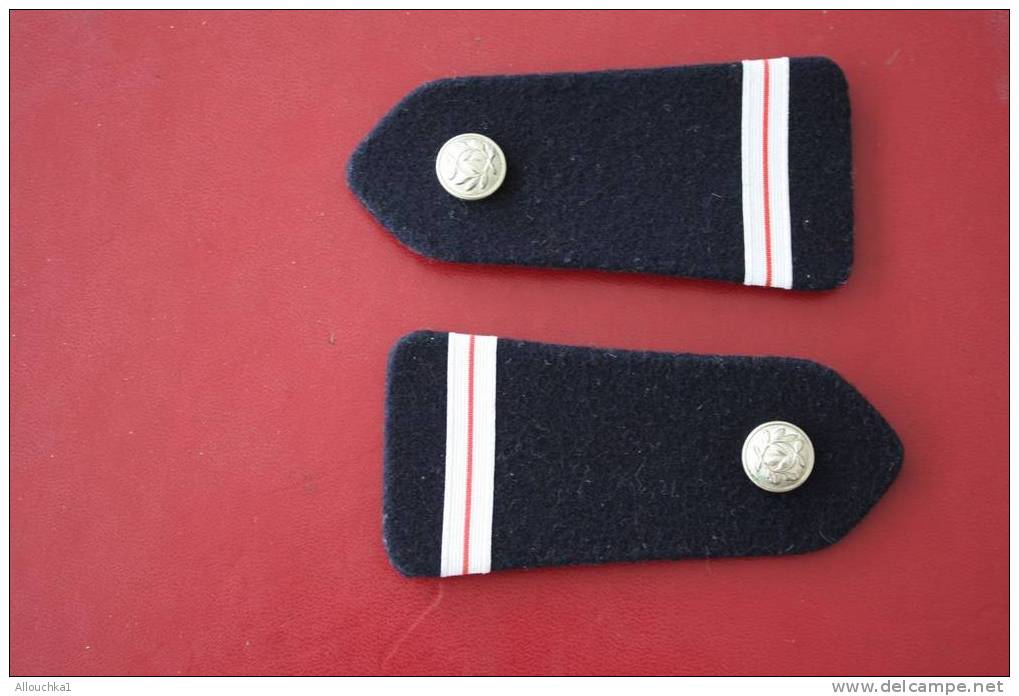 MILITARIA 2 EPAULETTES DE GRADE D ' ADJUDANT- CHEF GALON MILITAIRE ARMEE  FRANCAISE - Equipment