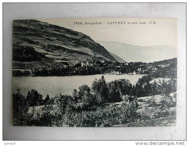 LAFFREY Et Son Lac - Laffrey