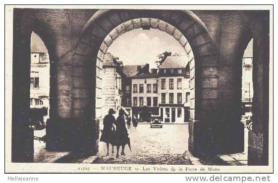 Cpa Maubeuge (59) Voutes De La Porte De Mars , Animée . Ed Lengrand Maubeuge - Maubeuge