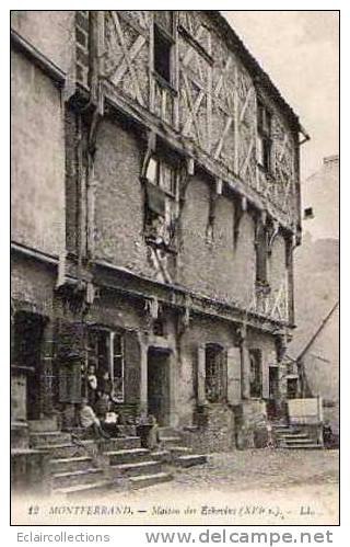 MONTFERRAND...Maison Des échevins - Clermont Ferrand