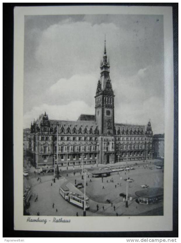 Hamburg - Rathaus Mit Strassenbahnen - Mitte