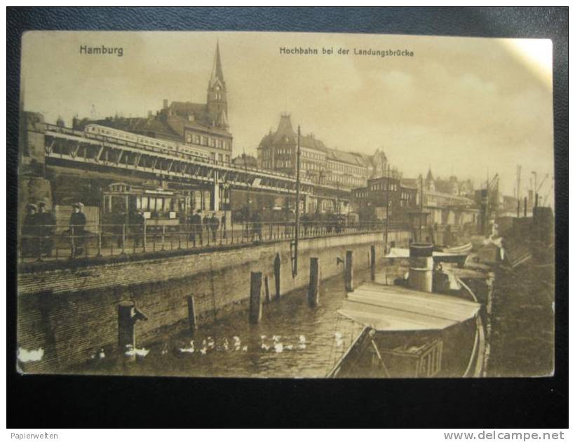 Hamburg - Hochbahn Bei Der Landungsbrücke / Strassenbahn, Tram - Altona