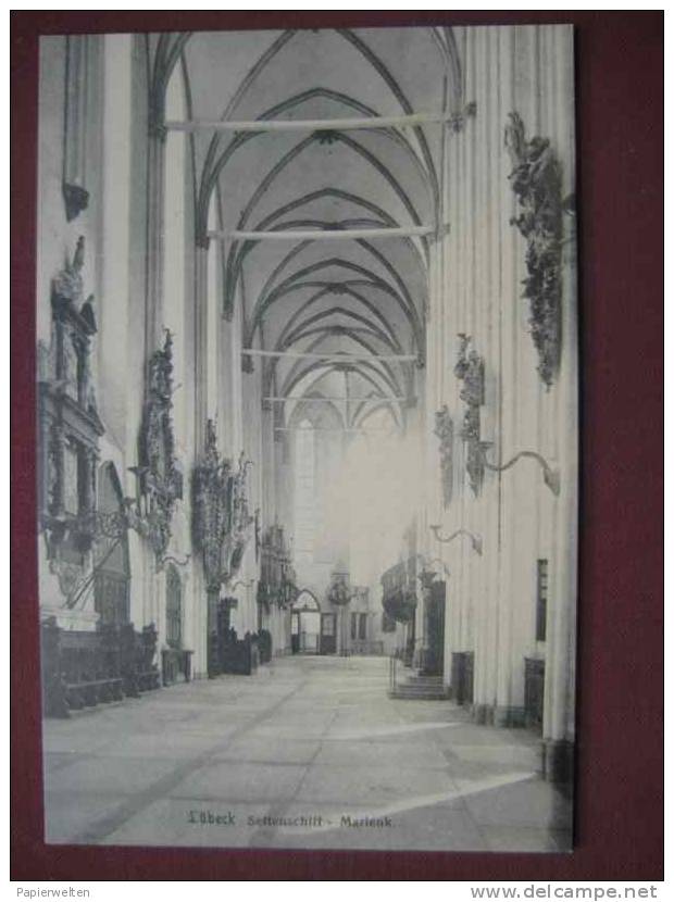 Lübeck - Marienkirche: Seitenschiff - Luebeck