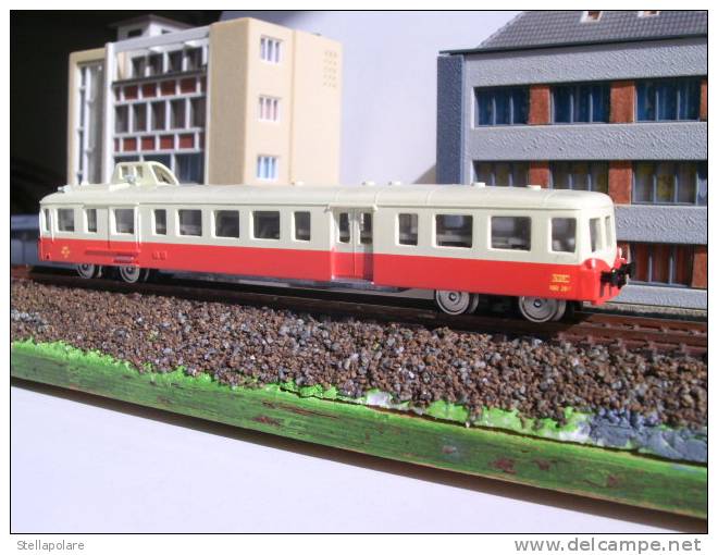 ECHELLE N SCALA - RAR - TRANSMONDIA AUTOMOTRICE PICASSO XBD 3917de La SNCF - Locomotive