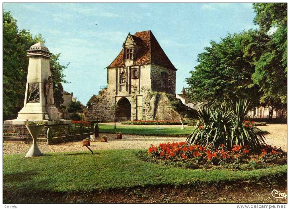 AUXONNE SQUARE LOUIS BAUMONT - Auxonne