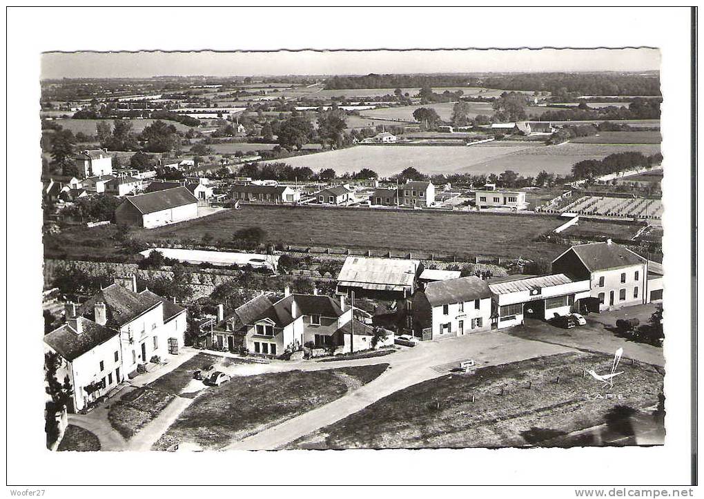 CPSM   SAINT GEORGE SUR LOIRE Neuve Belle Et Champ De Foire - Saint Georges Sur Loire