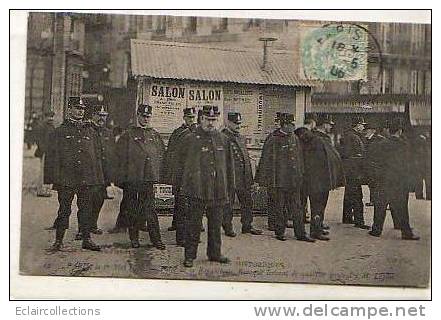 PARIS Place De La République.. 1er Mai 1906.. Baraque Servant De Quartier Général A M Lépine - Sonstige & Ohne Zuordnung