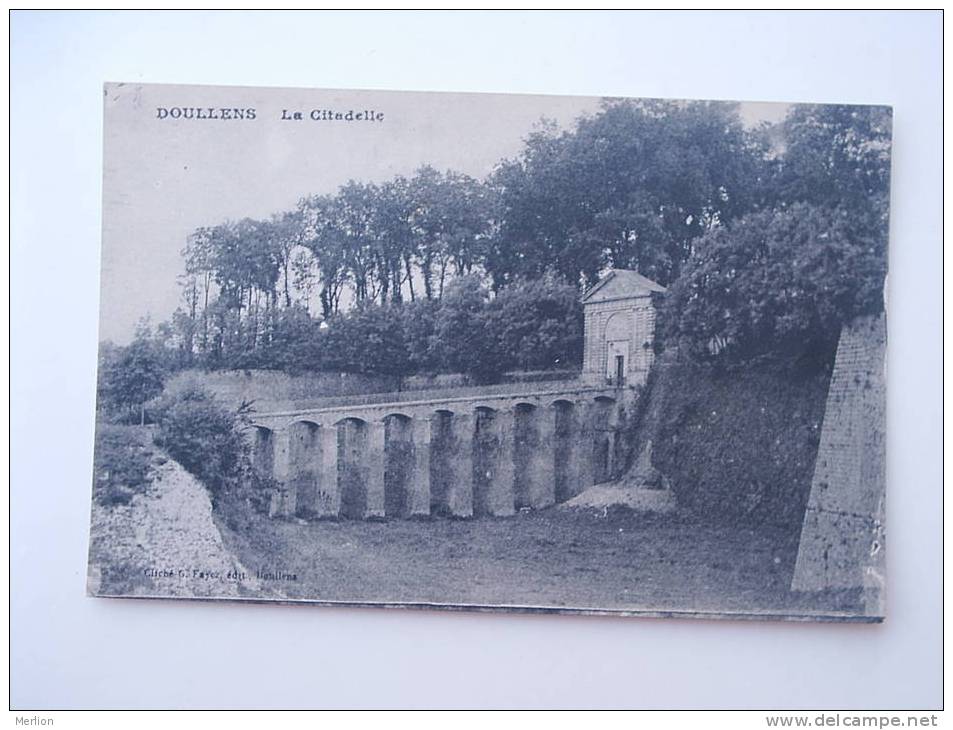 80 Somme -Doullens - Le Citadelle    -  CPA   VF  D54161 - Doullens