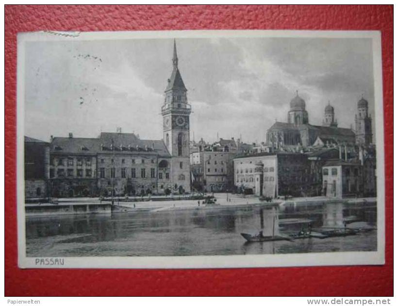 Passau - Rathaus Und Anlegestelle - Passau