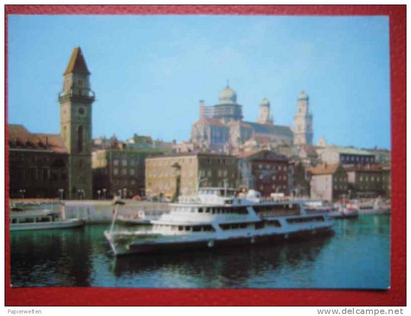 Passau - Schiff Ardealul Mit Rathaus Und Altstadt - Passau