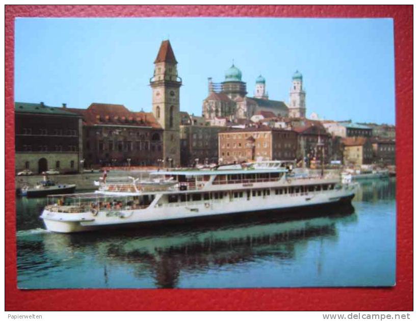 Passau - Schiff MS Rakoci Mit Rathaus Und Altstadt - Passau