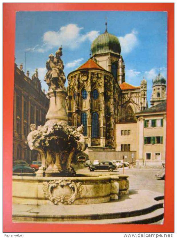 Passau - Residenzplatz Mit Wittelsbacherbrunnen - Passau