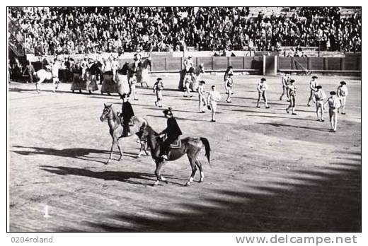 Corrida De Torros - El Paseillo  :Achat Immédiat - Tauri