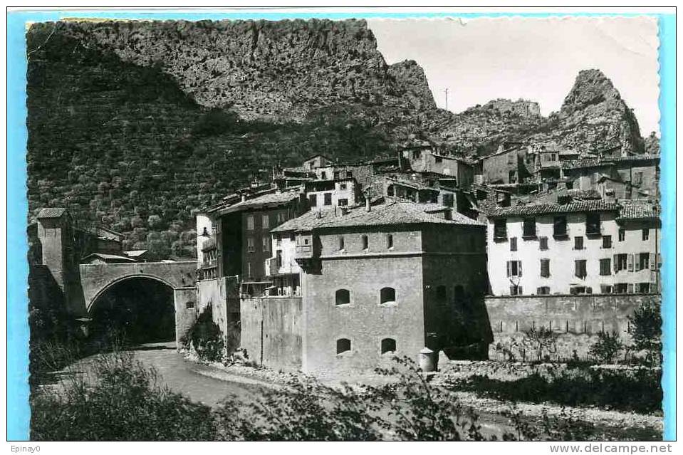 B - 04 - ENTREVAUX - édit. Hôtel Vauban N° 1333 - Autres & Non Classés