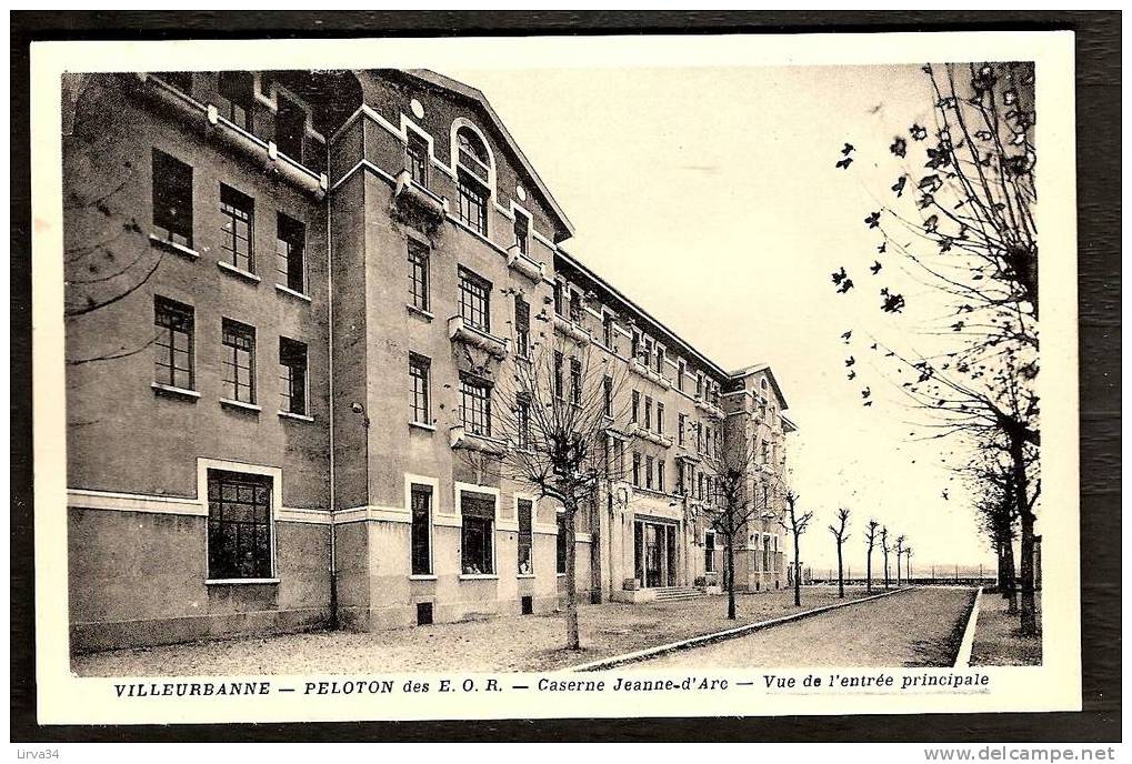 CPA-PHOTO ANCIENNE- FRANCE- VILLEURBANNE (76)- CASERNE DU PELOTON DES E.O.R-  VUE DE L´ENTRÉE PRINCIPALE TRES GROS PLAN - Villeurbanne