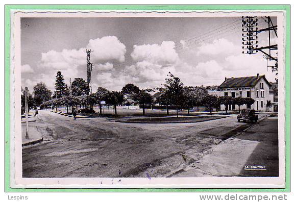 87 - NANTIAT --  Place De La Liberté - 1954 - Nantiat