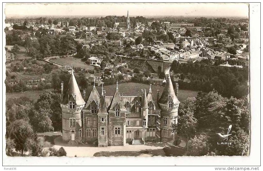 Cp 85 ROCHESERVIERE Chateau De La Touche ( Vue Aérienne ) En Avion Au Dessus De , ( Ligne De Chemin De Fer , Pont ) - Sonstige & Ohne Zuordnung