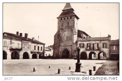 40 LABASTIDE D'ARMAGNAC - Place Notre Dame - Villeneuve De Marsan