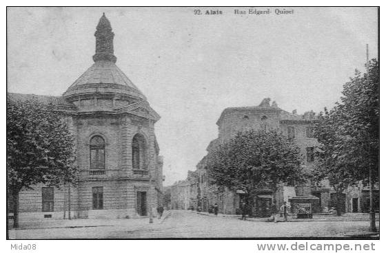 30. ALAIS. ALES.  RUE EDGARD QUINET. - Alès