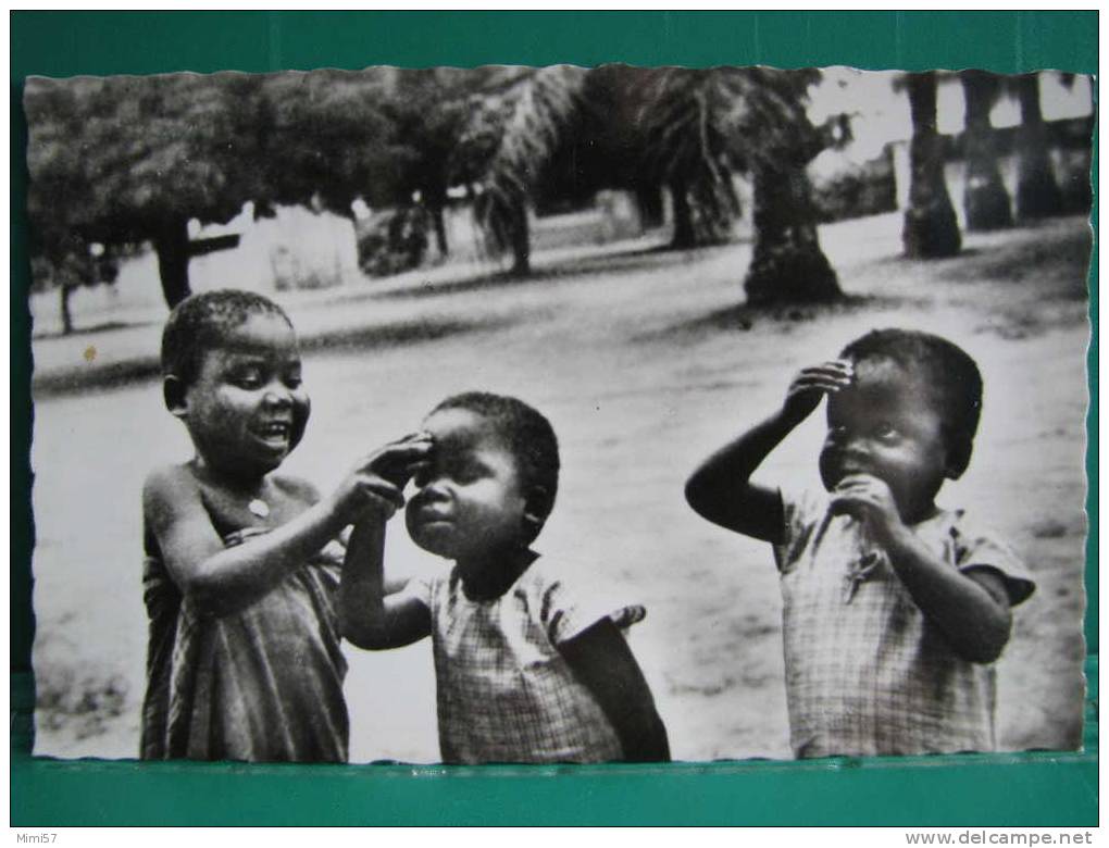 C.P.M. CONGO - KINDAMBA - Belle Vue D'enfants - Other & Unclassified