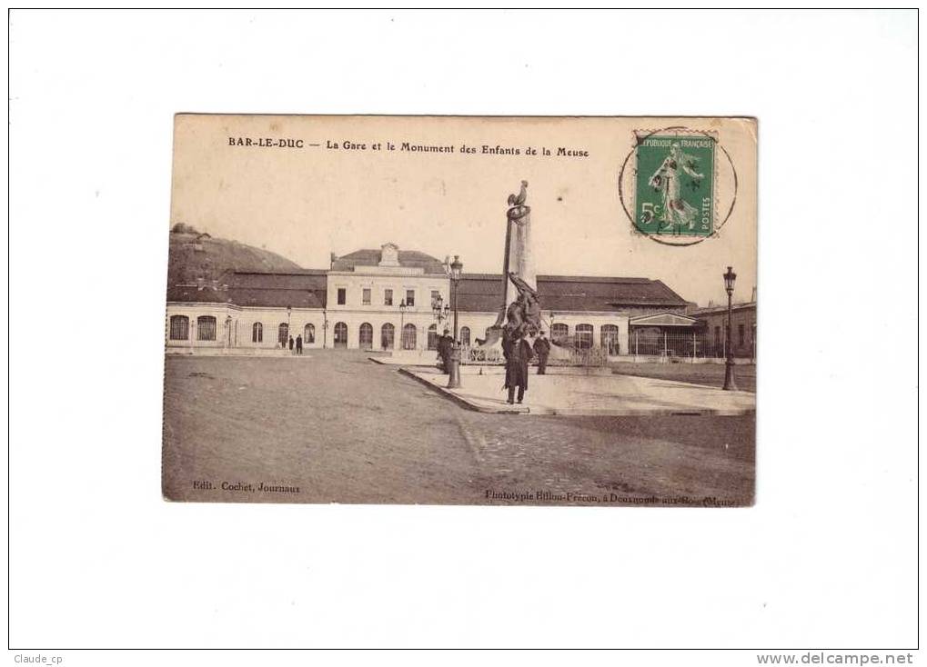 55--BAR LE DUC--La Gare Et Le Monument Des Enfants De La Meuse - Gares - Sans Trains