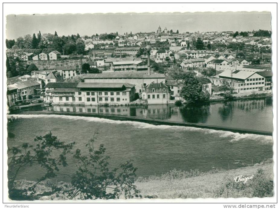 SAINT JUNIEN (87) - CPSM - Vue Générale - Saint Junien