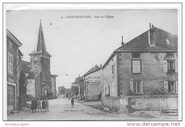 88 )) BROUVELIEURES, Rue De L'Eglise, ANIMEE - Brouvelieures