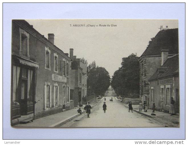 CPA - 18 - ARGENT - Route De Gien - Argent-sur-Sauldre