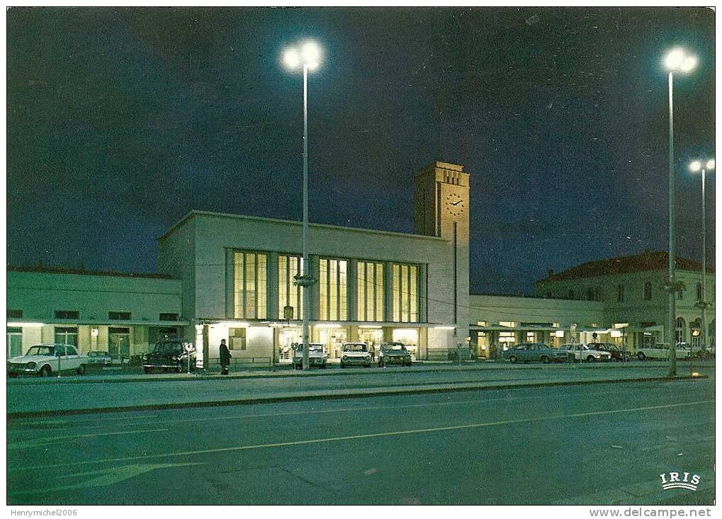Clermont Ferrand , La Gare De Nuit - Clermont Ferrand