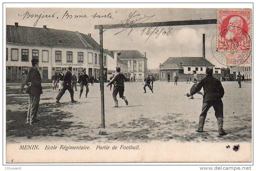 Carte Postale Ancienne Menin (Menen) - Ecole Régimentaire. Partie De Football - Sports - Menen