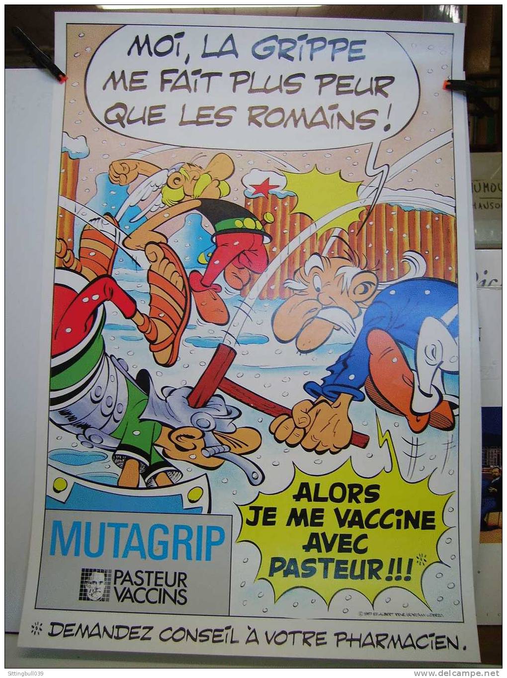 ASTERIX. RARE AFFICHE PUB POUR MUTAGRIP, LES VACCINS PASTEUR. 1987 ED. ALBERT RENE /  UDERZO-GOSCINNY - Plakate & Offsets