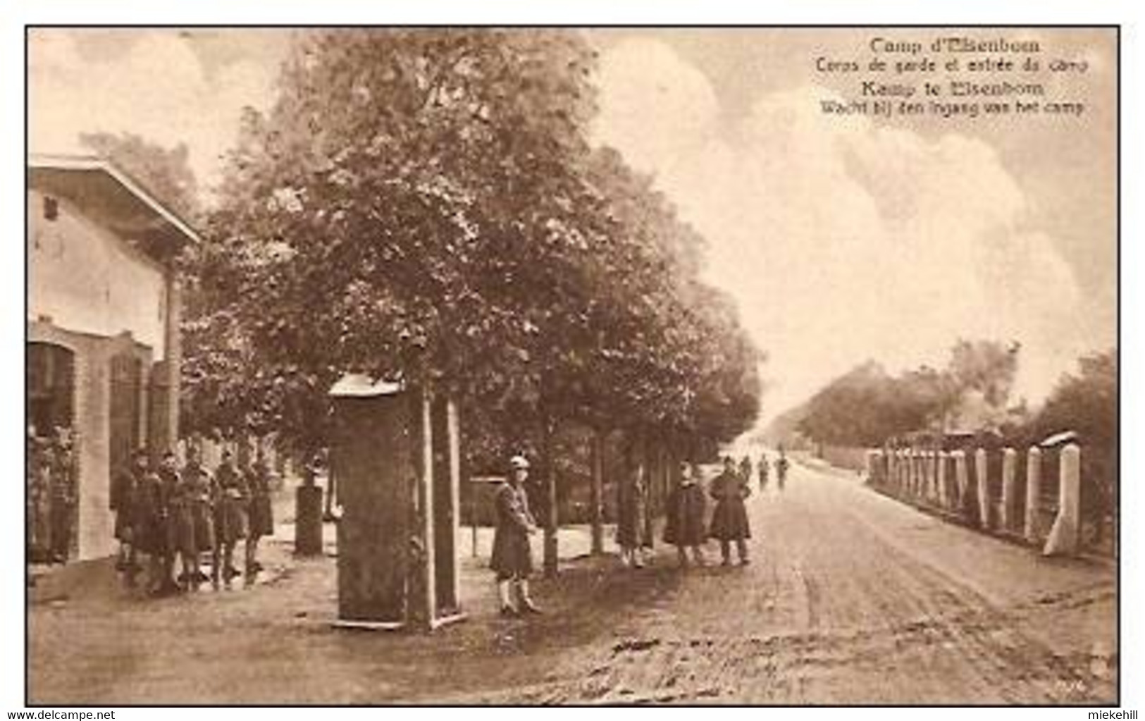 ELSENBORN-camp Militaire- Corps De Garde-wacht Bij Den Ingang- - Elsenborn (camp)