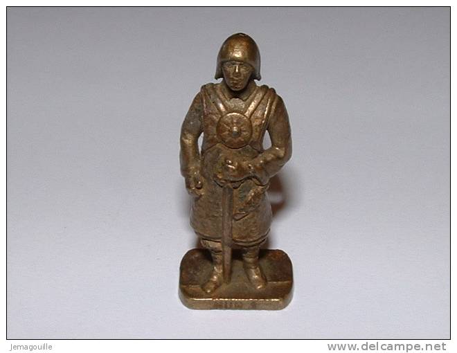 KINDER Métal - HUN 1 - Figurine Sans Bpz * - Metallfiguren