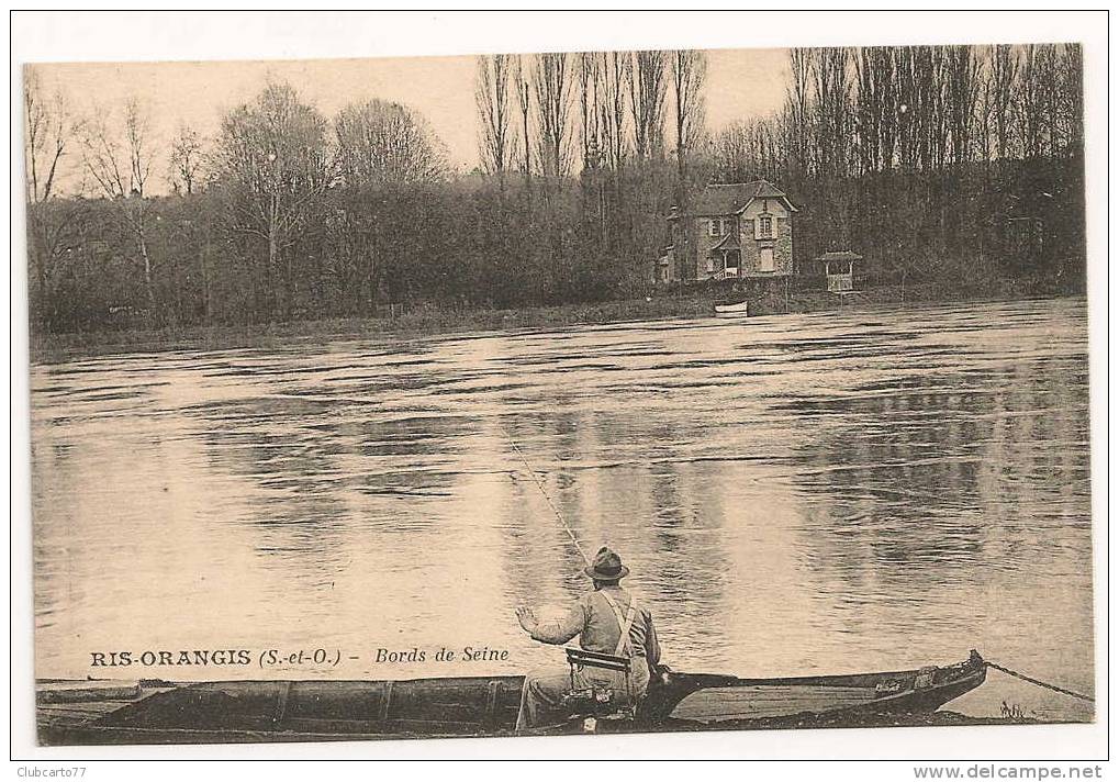 Ris-Orangis (91) : GP Pêcheur En Bord De Seine Dans Barque En 1923 (animée). - Ris Orangis