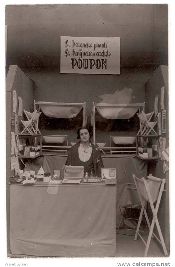 CARTE PHOTO STAND BAIGNOIRE PLIANTE POUPON - Fiere