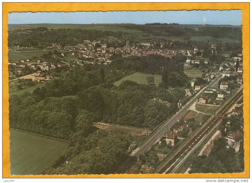 MAULE - Yvelines - N° A78 M39 1002 Vue Générale  Aérienne  Non Circulée - Maule