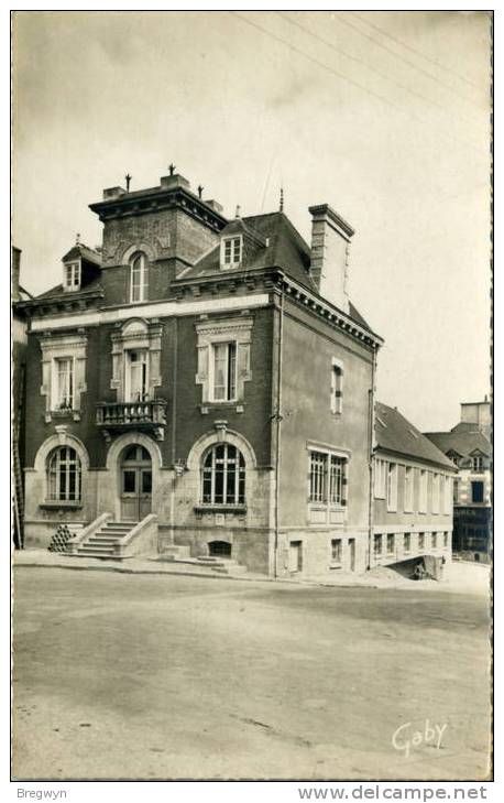 22 - CPSM Loudéac - La Poste - Loudéac