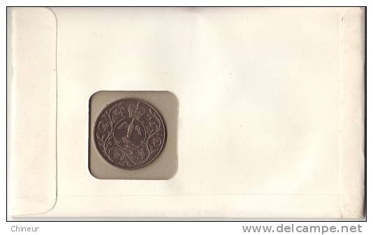 GRANDE BRETAGNE 25 NEW PENCE ARGENT 1977 SUR ENVELOPPE PREMIER JOUR - 25 New Pence