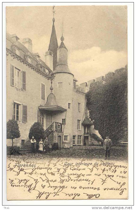 11167 - Florennes - Cour Intérieur Du Château - Florennes