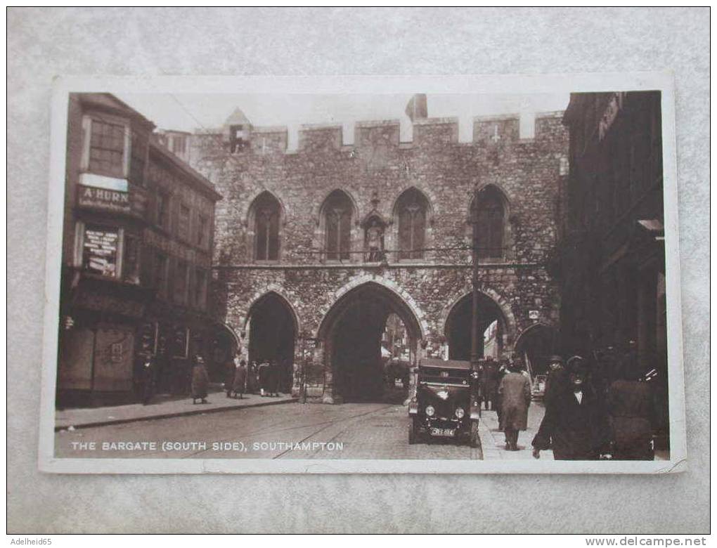 The Bargate (South Side), Southampton, Nice Car, RPPC To Egmond Aan Zee - Southampton