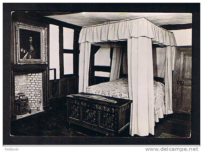 Real Photo Postcard Moseley Old Hall Wolverhampton - Charles II Bed - Ref 465 - Other & Unclassified