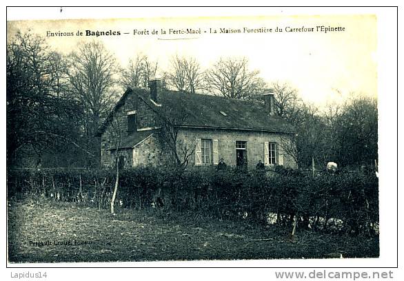 N 255 /CPA  FORET DE LA FERTE-MACE  ( 61)    LA MAISON FORESTIERE DU CARREFOUR L' EPINETTE - Autres & Non Classés